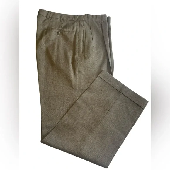 J. Ferrar Brown Blazer and Slacks for Men. Slacks Size 36 x 32. Blazer Size XL.